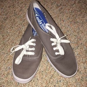 Gray keds